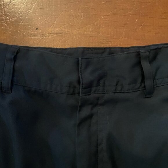 Youth Nike Golf Dri Fit Black Chino Shorts Medium 26” Waist - Picture 5 of 9